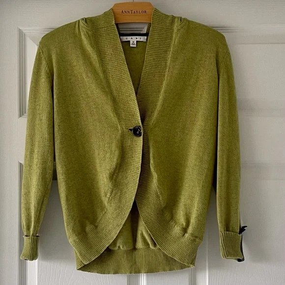 CAbi Green Knit Button Front Long Sleeve Cardigan w/Hood & Tulip Hem M (Women’s) - Picture 1 of 10